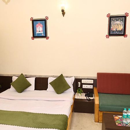Hotel Suncity By Sharnam Nāthdwāra المظهر الخارجي الصورة
